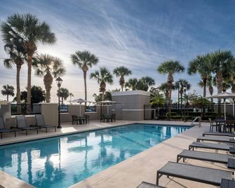 Residence Inn by Marriott Melbourne - מלבורן - בריכה