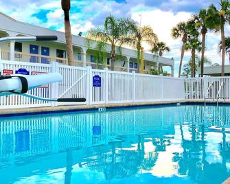 Motel 6 Starke, FL - Starke - Bazén