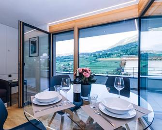 Modern and very well maintained, in the beautiful south of South Tyrol - Egna/Neumarkt - Dining room