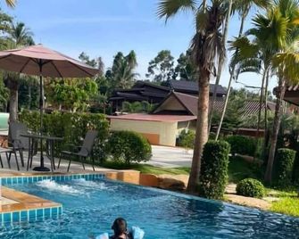 Santorini Khanom - Khanom - Pool