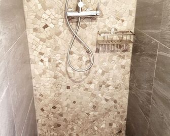 Ein Trip in die Natur - Bollendorf - Bathroom