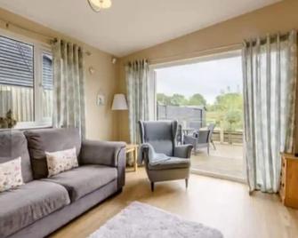 Beautiful Countryside cottage - Headcorn - Living room