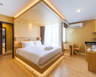 Zenniq - Bangkok