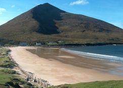 Saula Bay Breathtaking Modern House On Island Time - Achill Island - Pantai