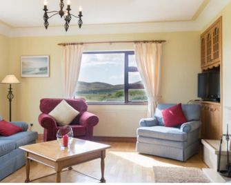 Beachmount House - Ventry - Living room