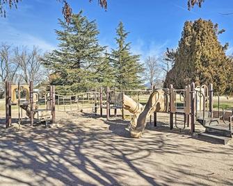 Dog-Friendly Albuquerque Home: 1 Mi to U of NM! - Alburquerque
