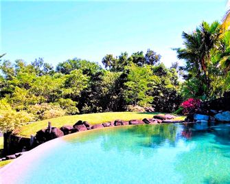Elegant Daintree Rainforest Accommodation for Glamping in Queensland - Diwan - Piscina