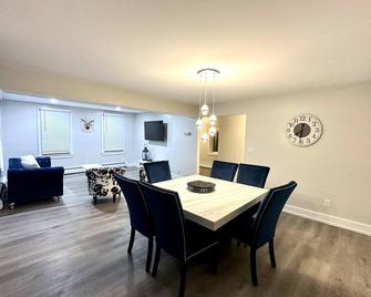 Luxury stylish House in Mount Bethel near Pocono - Mount Bethel - Comedor