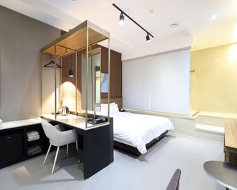 Almond Hotel Busan Station - Busan
