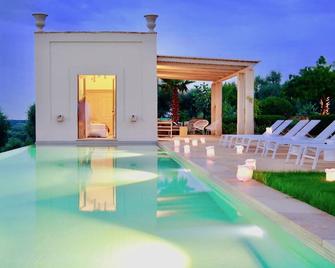 Luce Salentina - Six Bedroom Villa, Sleeps 12 - Lecce - Pool