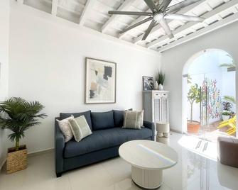 Old San Juan Rentals - San Juan - Living room