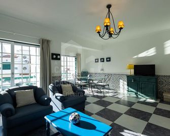 Casa Os Naias By Acasadascasas - Ericeira - Wohnzimmer