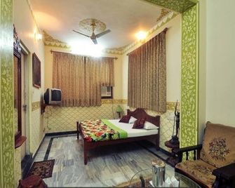 Teerth Palace Pushkar - פושקאר - חדר שינה