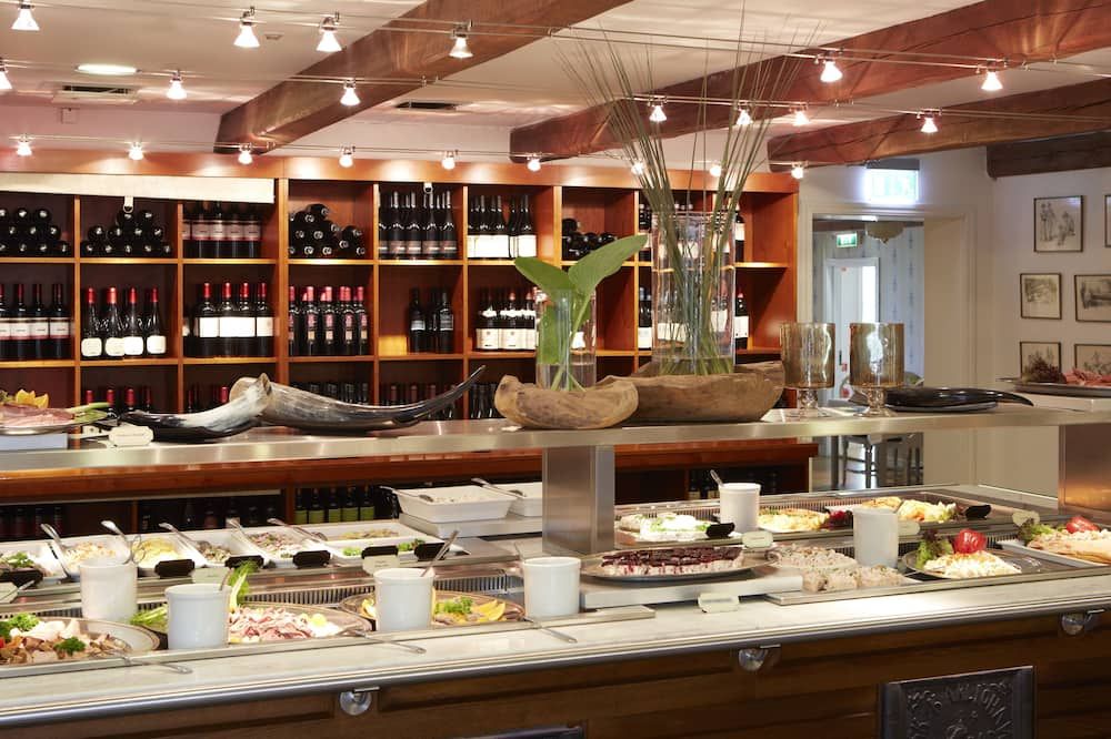 Margretetorps Gästgifvaregård - Ängelholm - Buffet