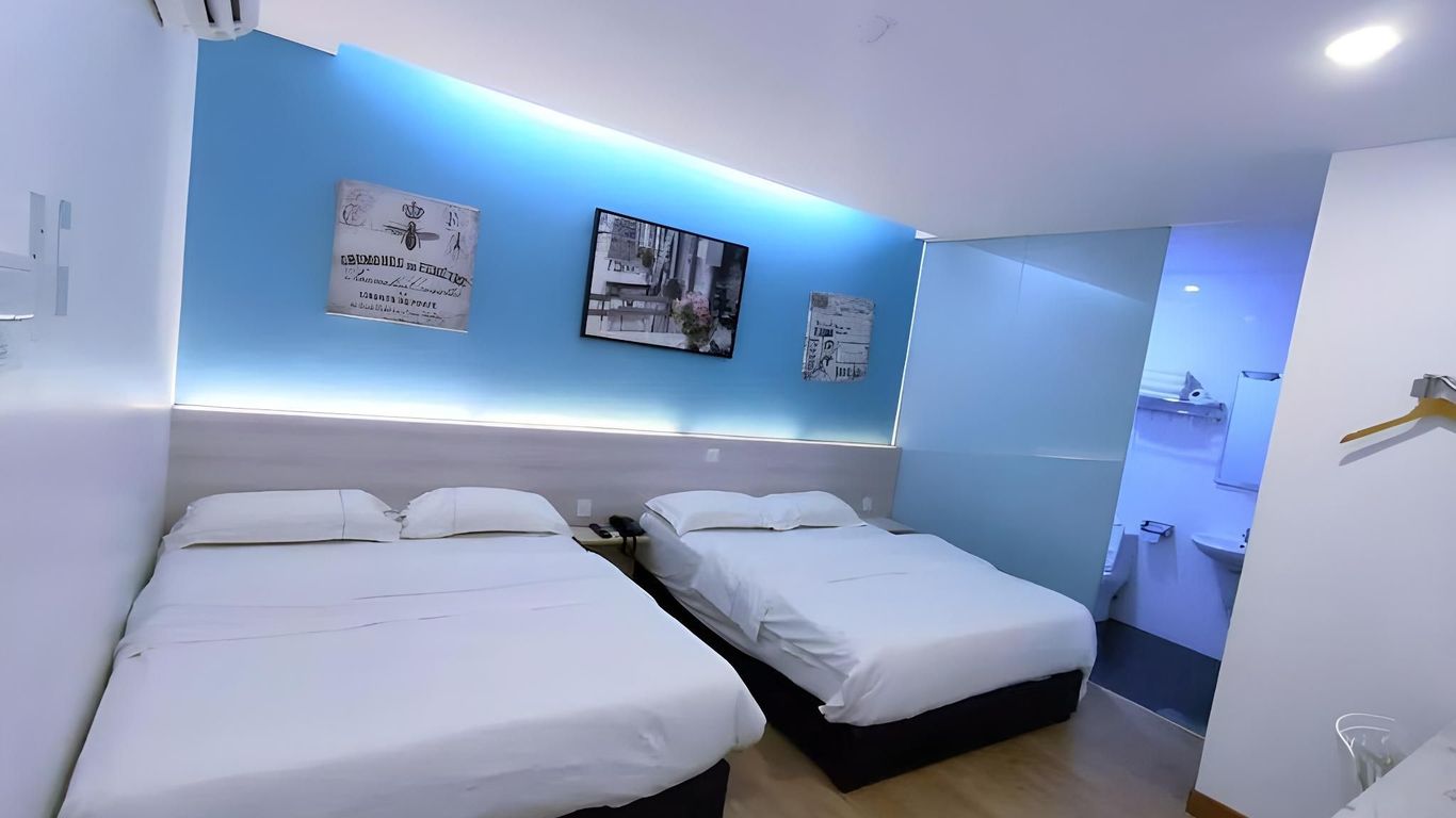 آيه بلس بوتيك هوتل