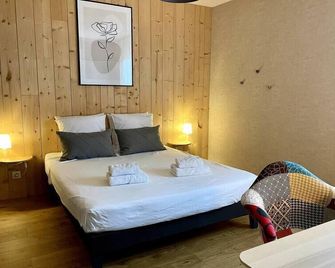 Gites-Domainedupin, Cottage Bain Nordiqu - Mosnes - Slaapkamer