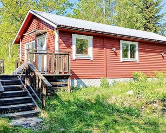4 Person Holiday Home in Norrtalje-by Traum - Norrtälje - Building