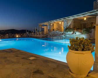 Sunset View Hotel - Parikia - Bể bơi