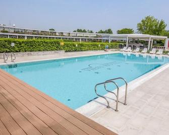 Camping Vicenza - Vicenza - Pool