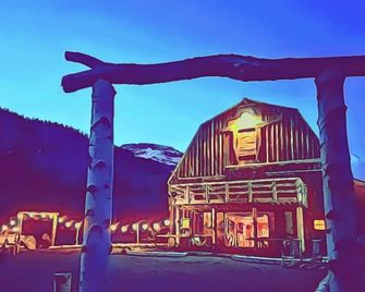 Luxury Glamping Tents, Event Barn and Mountain Ranch - Pagosa Springs - Bâtiment