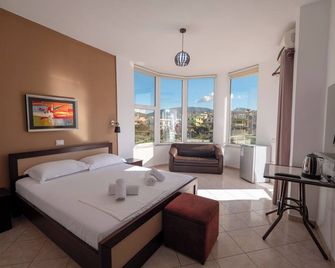 Mariksel Hotel - Ksamil - Bedroom