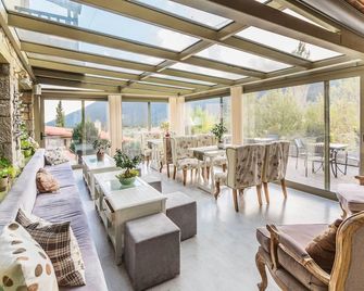 Boutique Hotel Skamnos Arachova - אראכובה - מסעדה