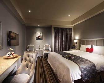 Grace Hotel - Banqiao District - Schlafzimmer