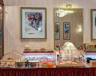 Astoria Hotel - Trier - Buffet