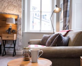George Hotel - Keswick - Living room