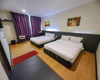 Studio8 Inn - Bintulu - Habitación