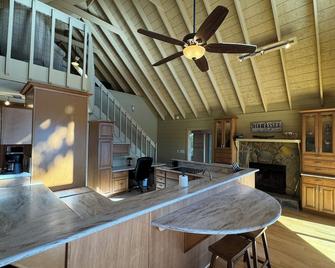 Hot Tub, Unbelievable Mountain, Lake Chatuge View! - Hiawassee - Küche
