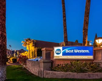 Best Western InnSuites Phoenix Hotel & Suites - Phoenix - Gebäude
