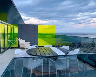 Riva Mamaia Beach Apart Hotel - Mamaia - Balcón