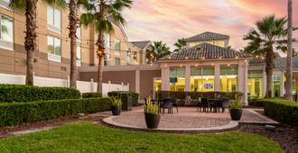 Hilton Garden Inn Orlando East/UCF - Orlando - Edifício