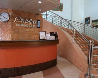 Obdulia's Business Inn - Dumaguete City - Front desk