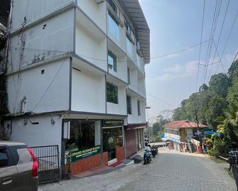 Grand Munnar Rooms - Munnar - Lobby