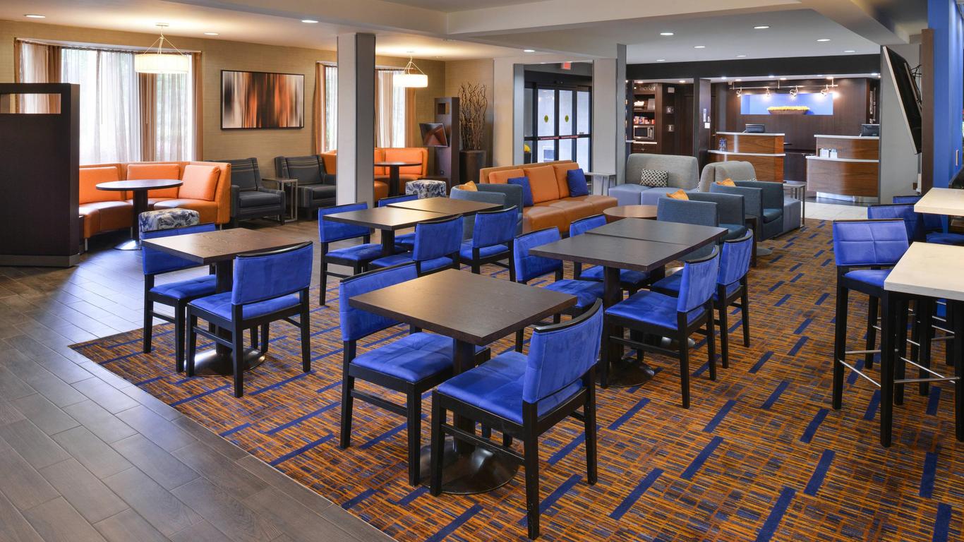 Courtyard by Marriott Atlanta Suwanee