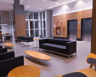 Hotel Caiuá Blumenau - בלומנאו - טרקלין