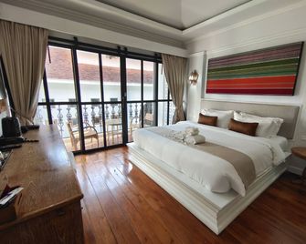 Lanna Oriental Hotel - Chiang Mai
