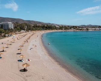 Beachside Retreat in Glyfada - Glyfada - Beach