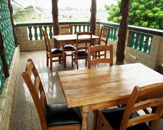 Hotel Magnificat Baguida - Lomé - Balcony