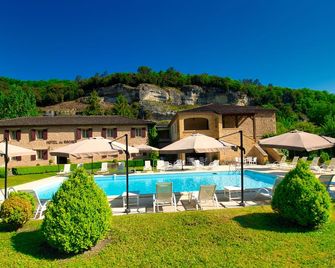 Hôtel des Roches - Climatisation - Les Eyzies-de-Tayac-Sireuil - Piscine