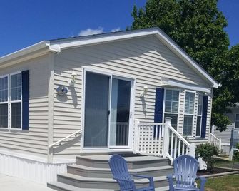Bay Ridge House-Assateague Pointe, Quiet bay view home 2BR/1Bath - Berlin - Building