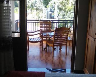 Villa Aurora - Matara - Balcón