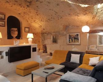 Les Iris - gîte insolite troglodytique - Troo - Sala de estar