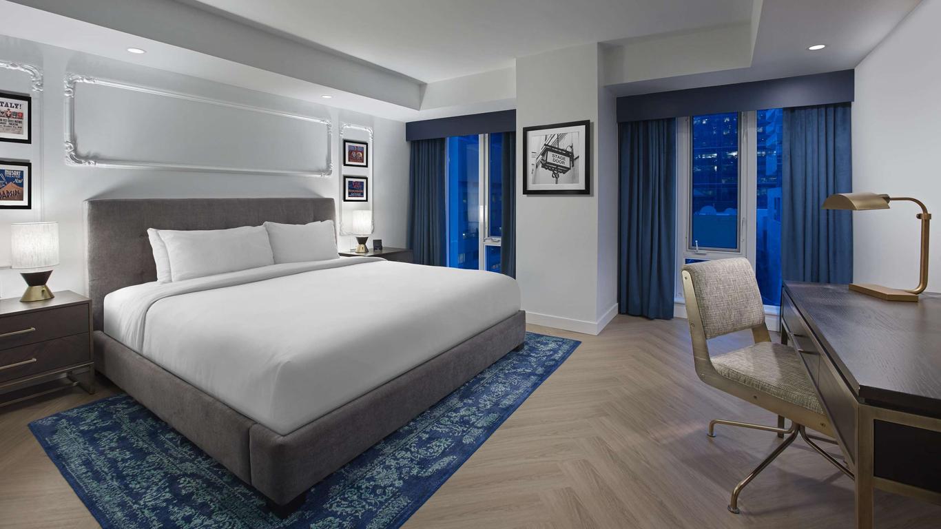 Pantages Hotel Toronto