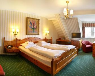 Landwehr-Bräu Hotel - Reichelshofen - Bedroom