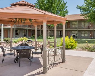 Ville 718 - גרנד ג'אנקשן - פטיו