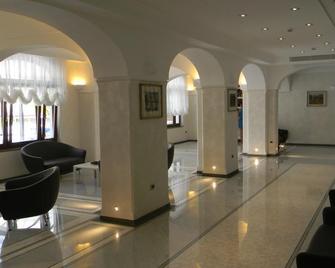 Hotel Talao - Scalea - Lobby