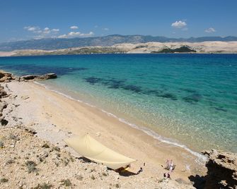 Apartment Marija - Kolan - Beach